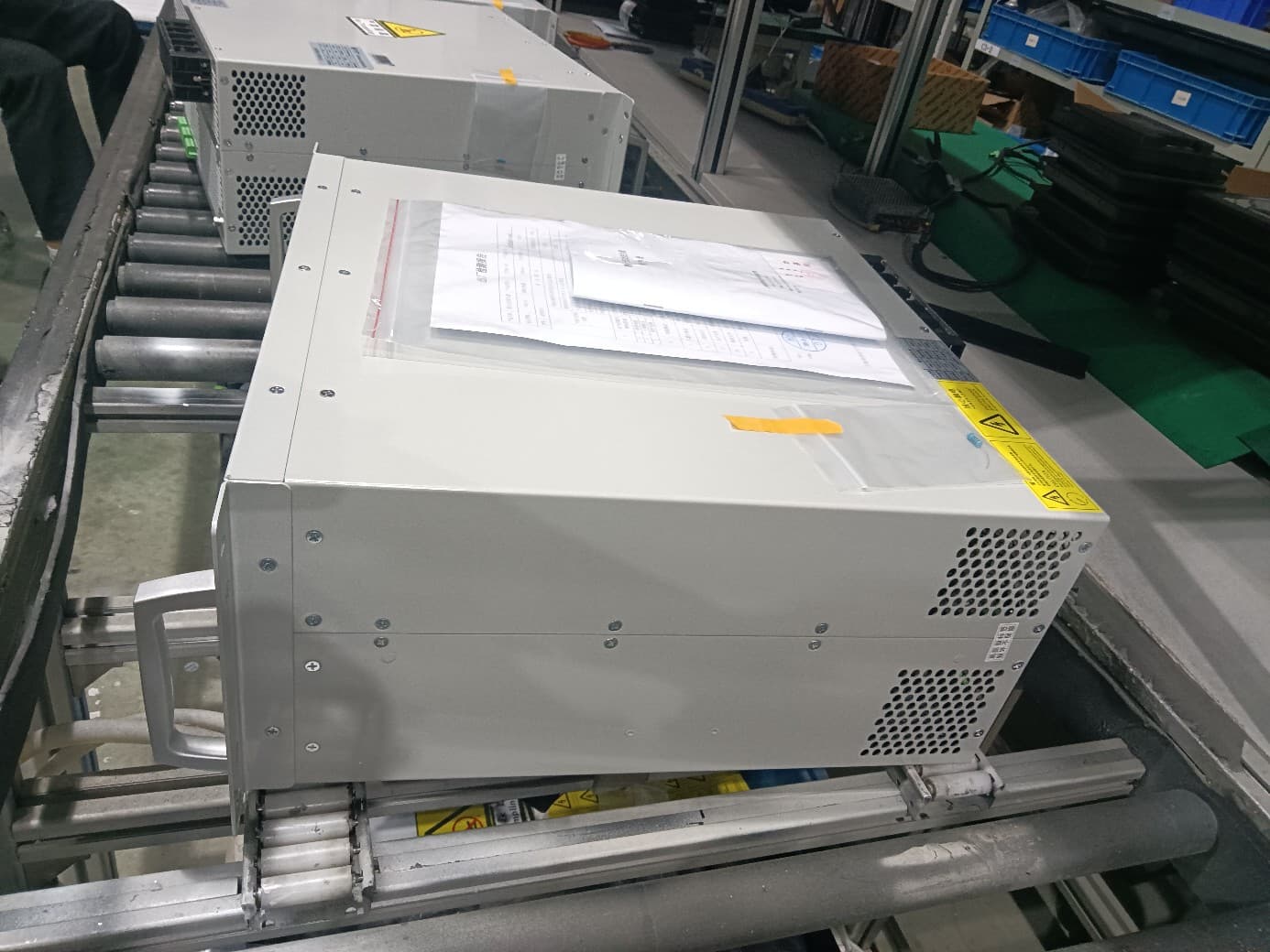 Aktiver Oberschwingungsfilter mit SiC-MOSFET zur industriellen THDi-Korrektur